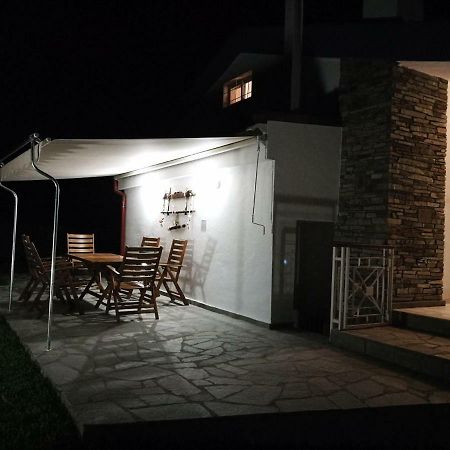 Nirvana House Sani  외부 사진