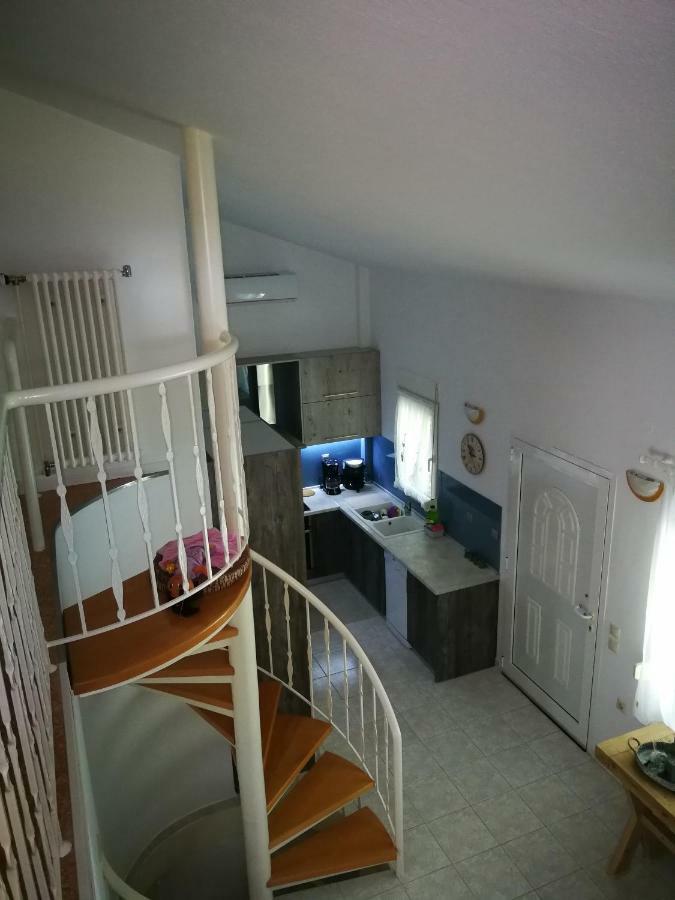Nirvana House Sani  외부 사진