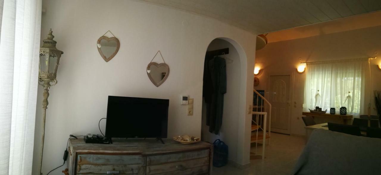 Nirvana House Sani  외부 사진